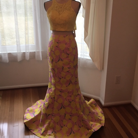 Studio 17 Dresses & Skirts - Studio 17  crop top /trumpet skirt prom dress NWT